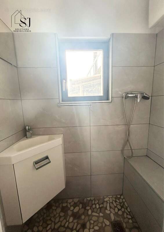 Maison à TUPIN-ET-SEMONS