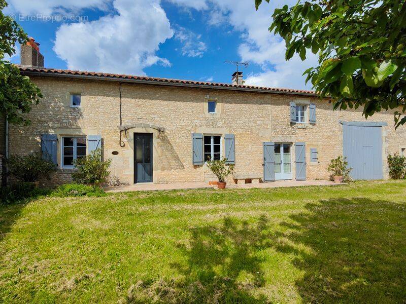 Maison à CIVRAY
