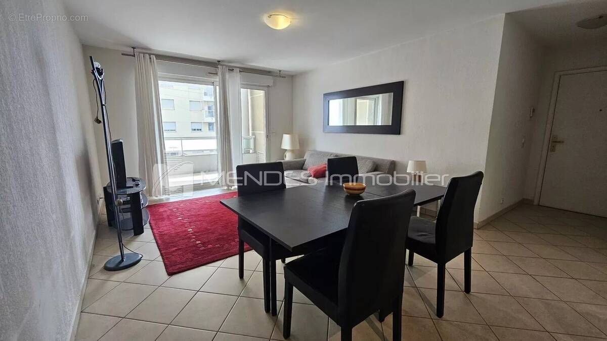 Appartement à BEAUSOLEIL