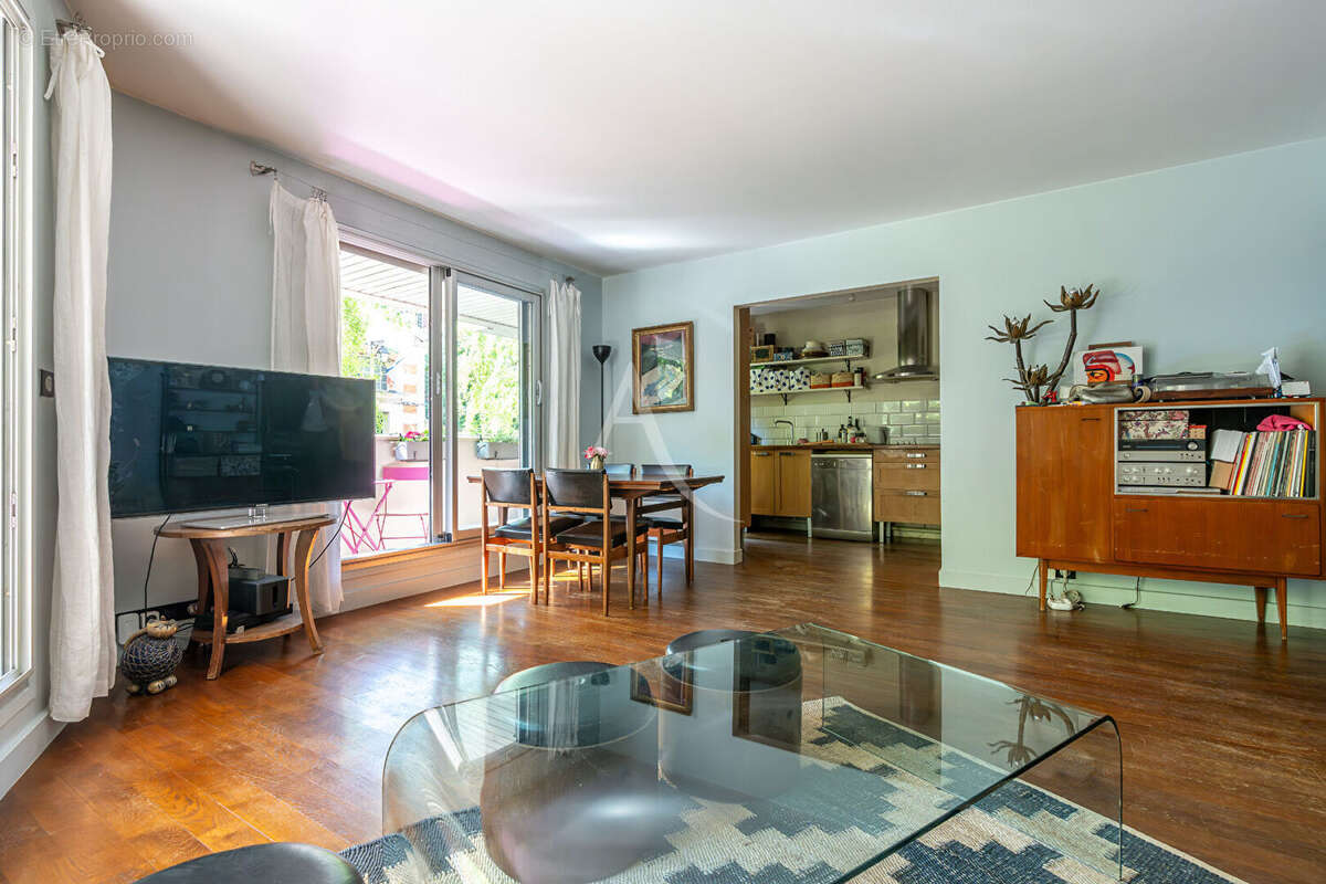 Appartement à PARIS-12E