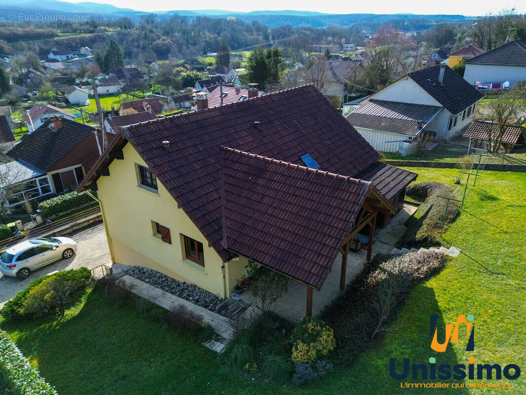 Maison à SAINT-MAURICE-COLOMBIER
