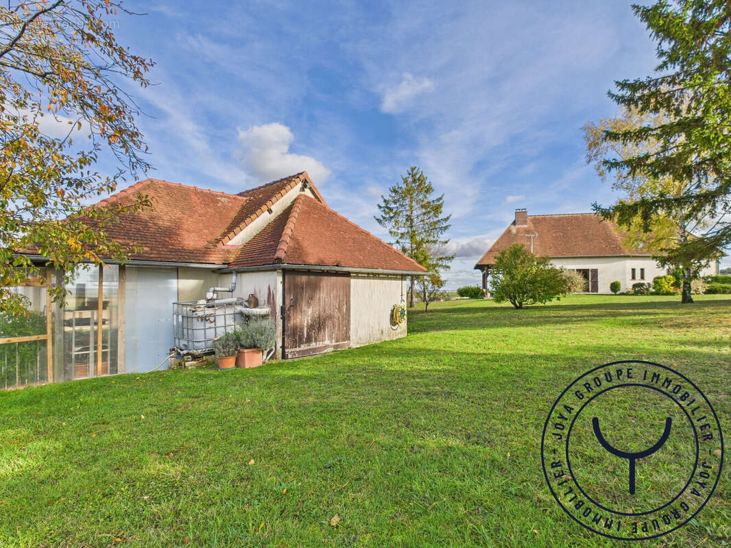 Maison 170 m² à Saint-Lye  - photo 6