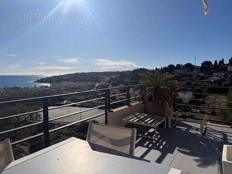 Appartement à ROQUEBRUNE-CAP-MARTIN