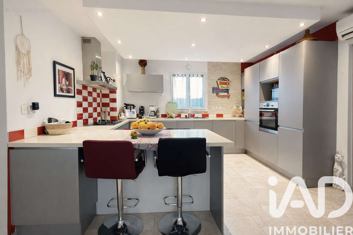 Photo 4 - Maison à PEYROLLES-EN-PROVENCE