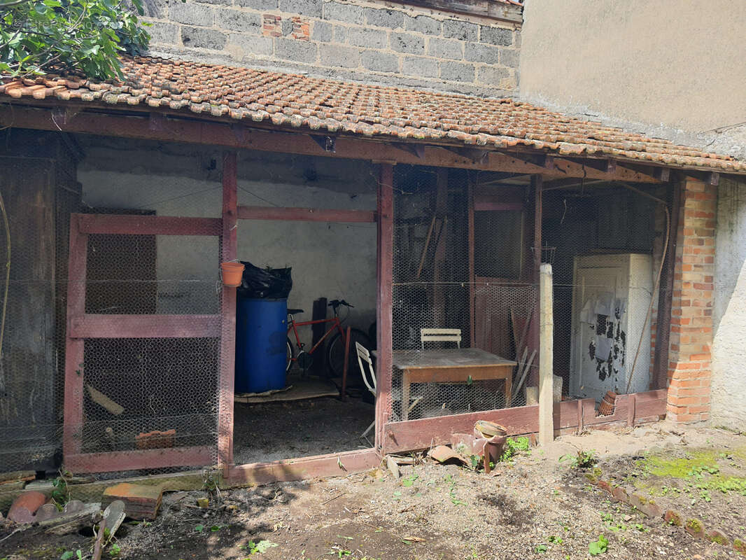 Maison à SAINT-GERMAIN-LAVAL