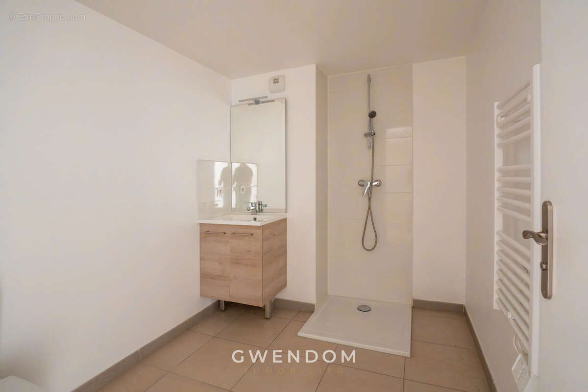 Appartement à TORCY