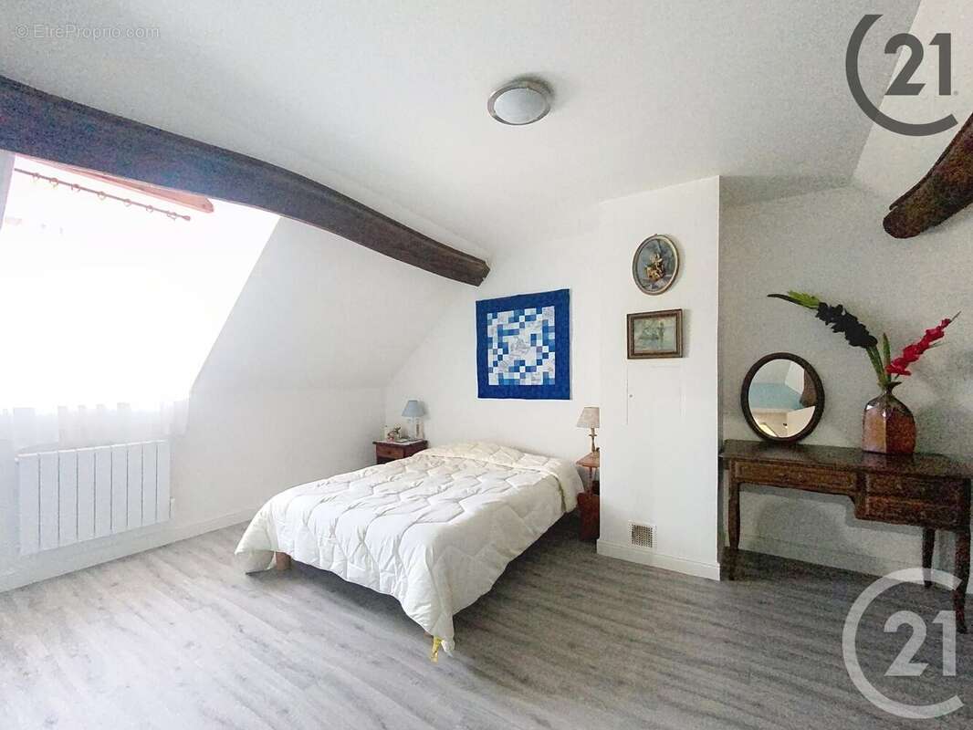 Maison à SAINT-NICOLAS-LA-CHAPELLE