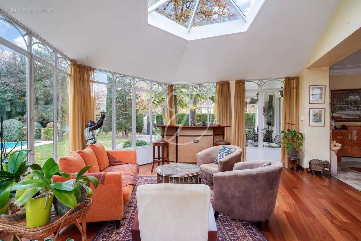 Maison à LE VESINET