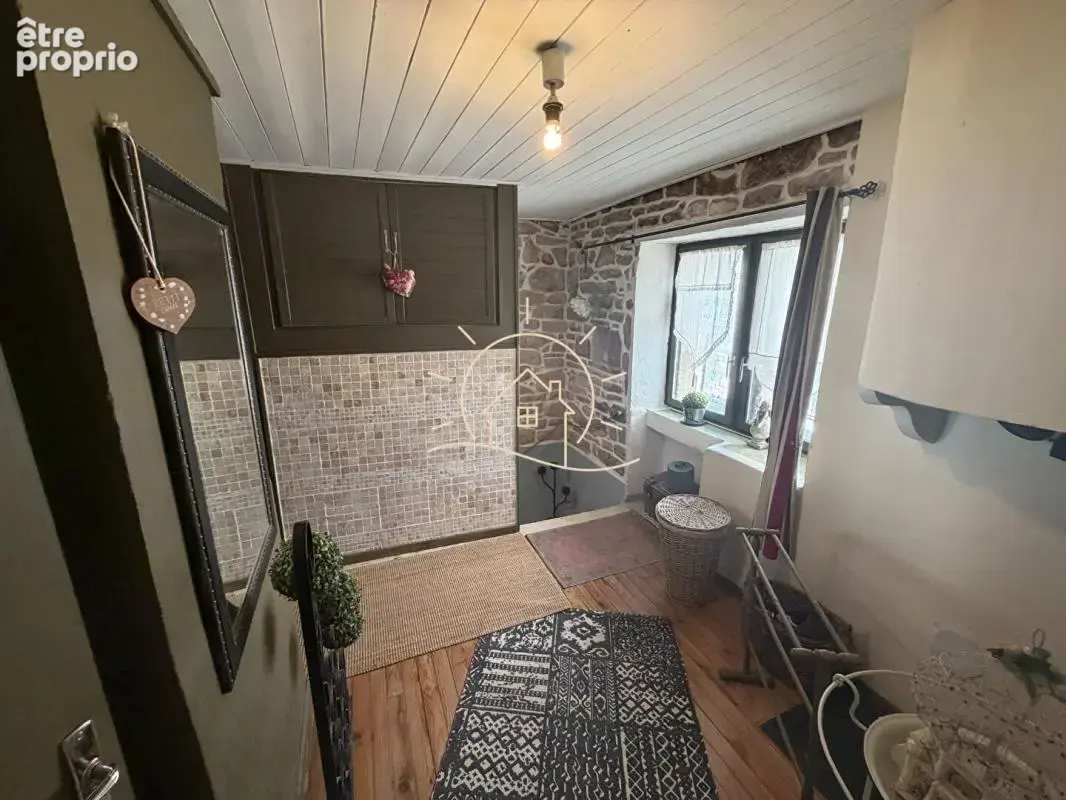 Maison de caractère en pierre au coeur du centre historique de Barjac - photo 10