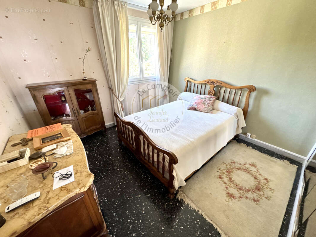 Appartement à MARSEILLE-9E