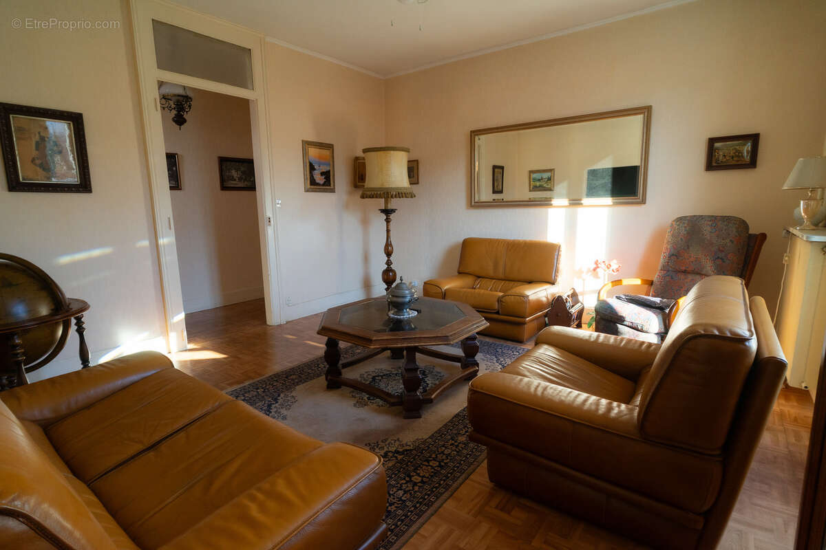 Appartement à AIX-LES-BAINS