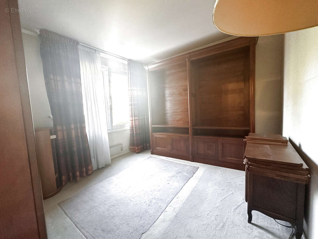 Appartement à VAIRES-SUR-MARNE
