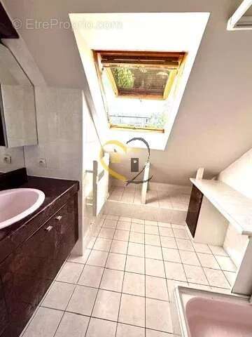 Maison à FONTENAY-LE-FLEURY