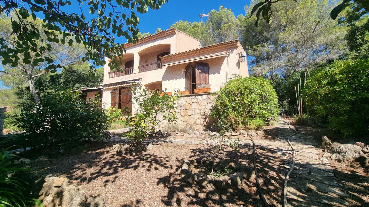 Maison à SAINT-RAPHAEL