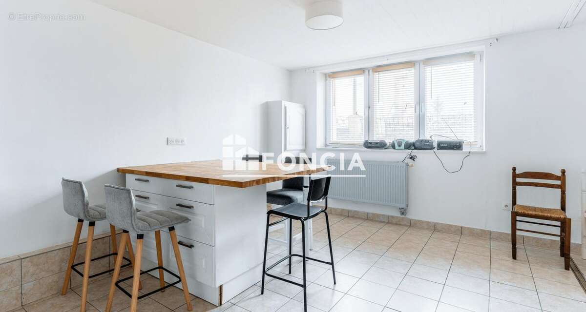 Appartement à MOULINS-LES-METZ