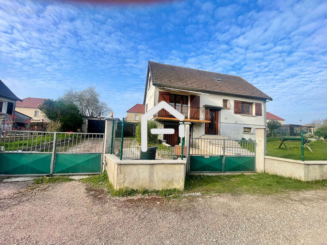 Maison 5 pièces 100 m² à vendre à Venoy (89290) - photo 2