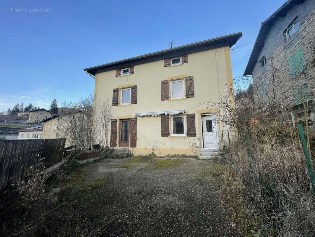 Maison 94 m² à Cublize  - photo 3