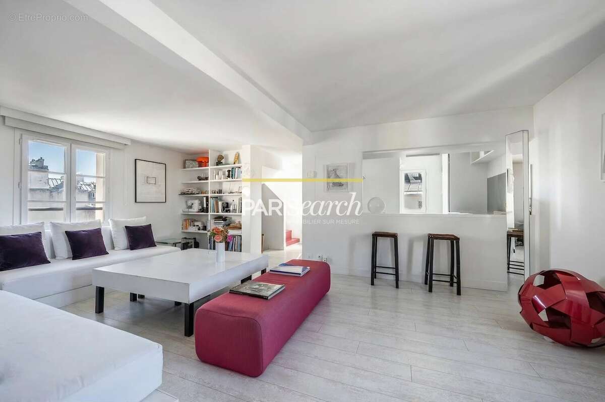 Appartement à PARIS-3E