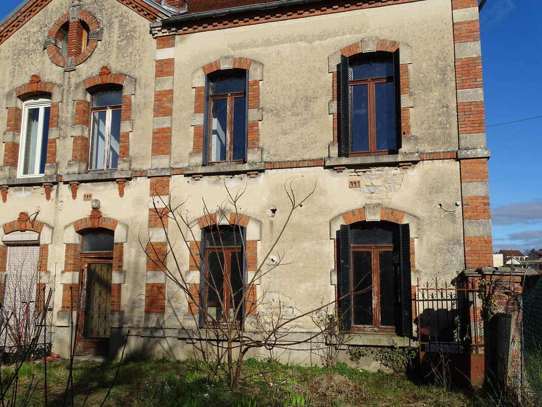 Maison à CHATILLON-SUR-SEINE