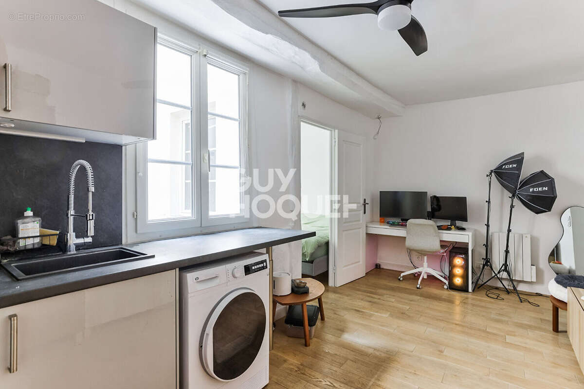 Appartement à PARIS-6E
