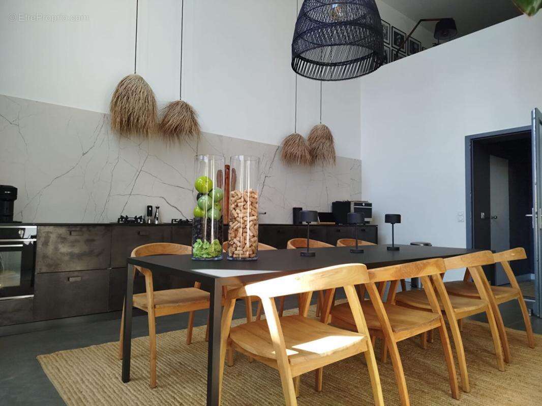 Sublime Maison d'architecte Saint Maximin La Sainte Baume 190 m2 avec terrasse et garage - photo 12