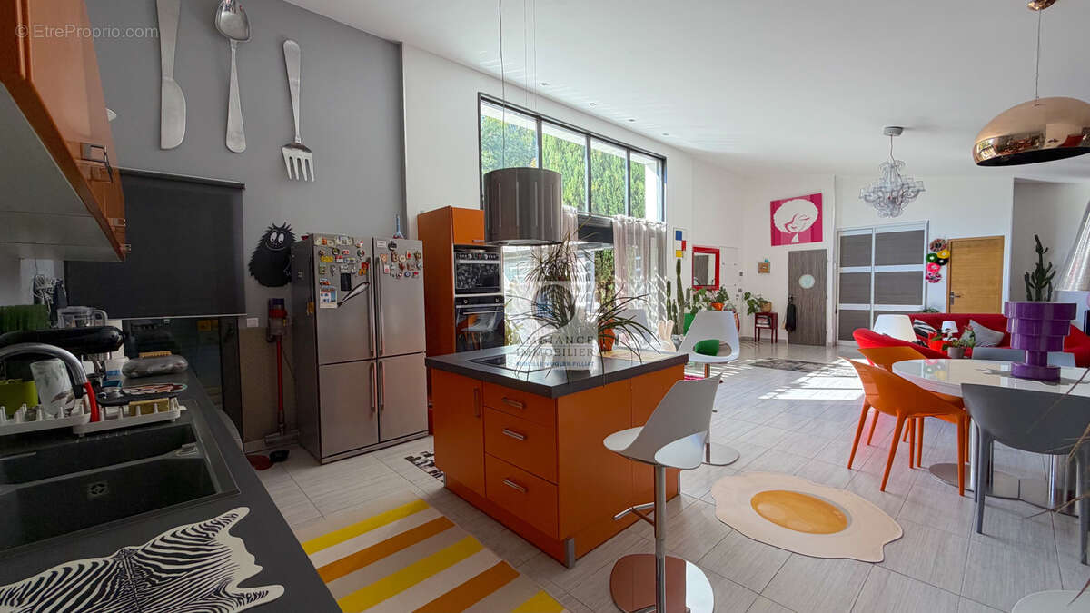 Maison à SAINT-PERAY