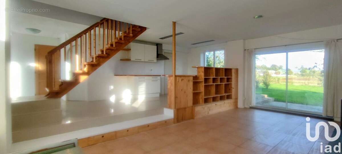 Photo 2 - Maison à SAINT-CYR-DU-BAILLEUL