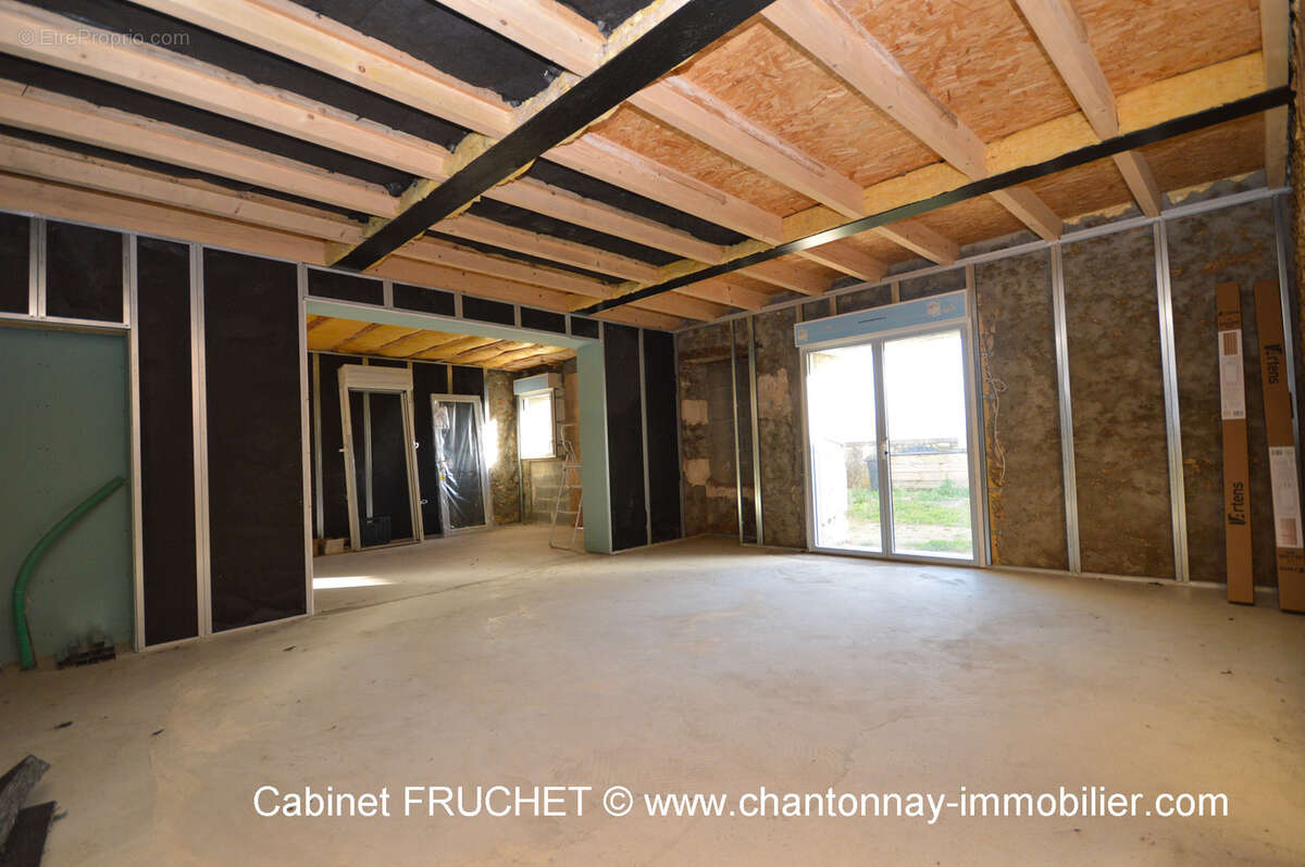 Maison à SAINT-GERMAIN-DE-PRINCAY