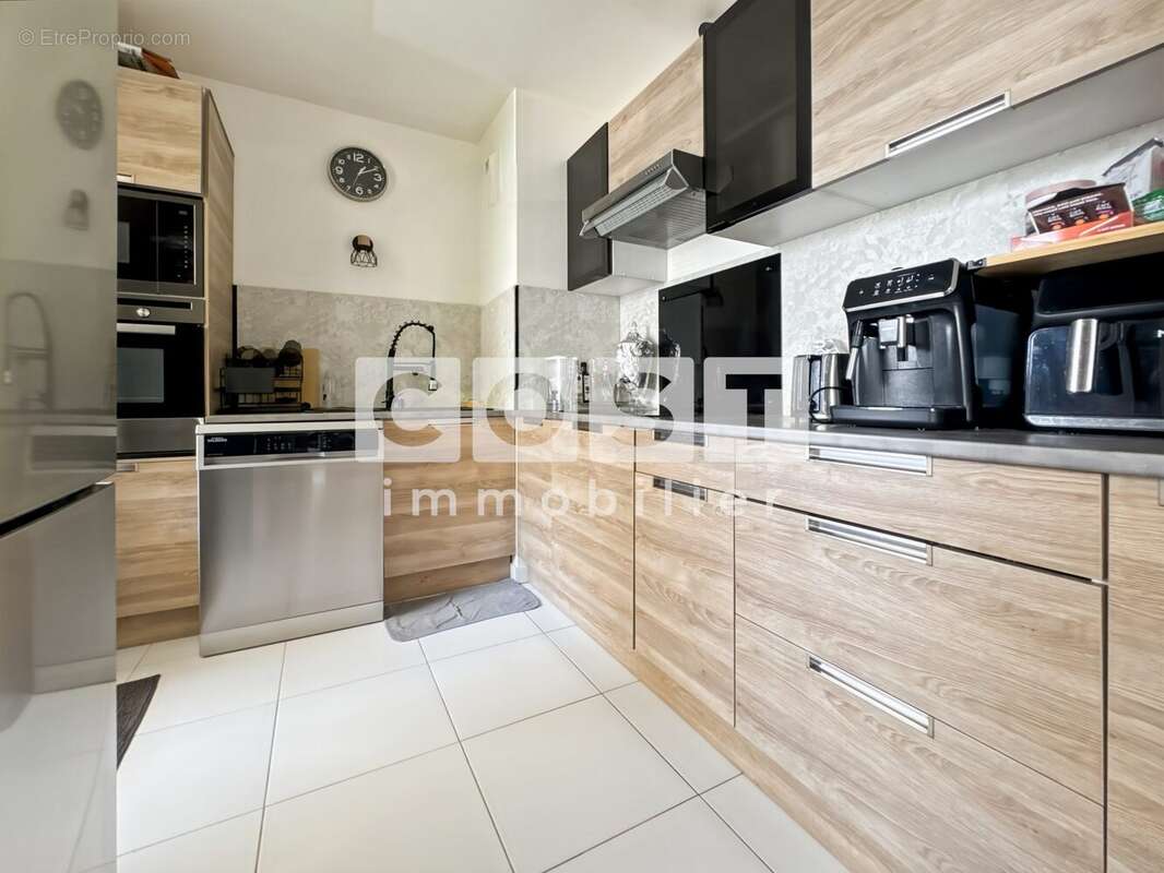 Appartement à GENNEVILLIERS