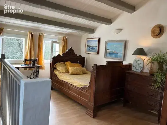 Secteur privilégié pour cette belle propriété à deux pas de la plage des Soux - photo 8