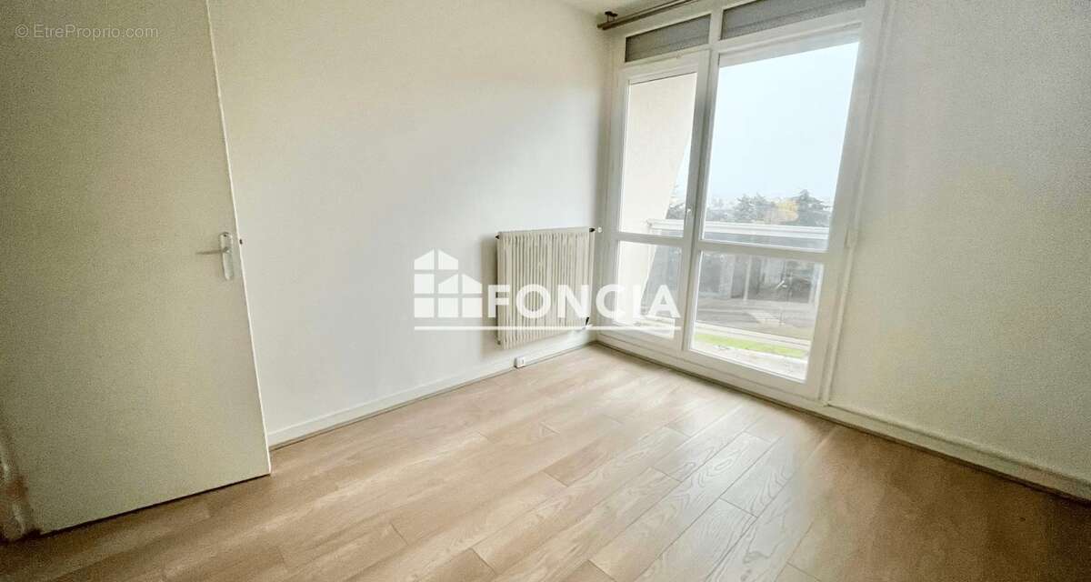 Appartement à PLAISIR