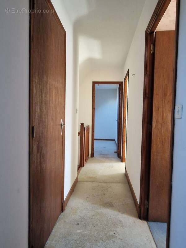 Maison à POMMERIT-LE-VICOMTE