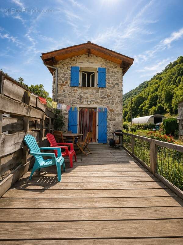  Charmante petite maison avec jardin et garage - photo 2
