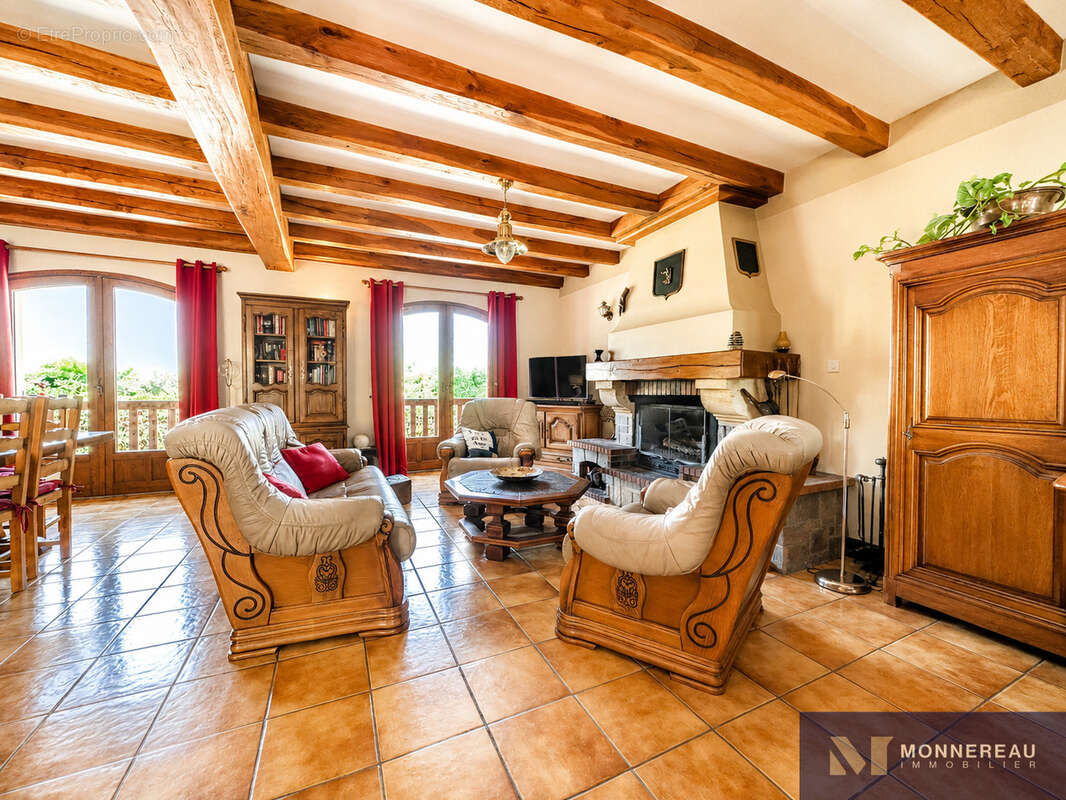 Maison à MESCHERS-SUR-GIRONDE
