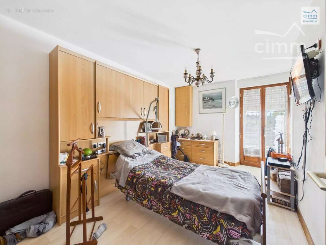 Maison à LES BRULAIS