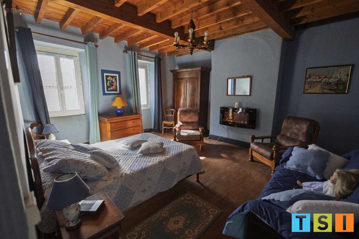 Maison à SAINT-MICHEL