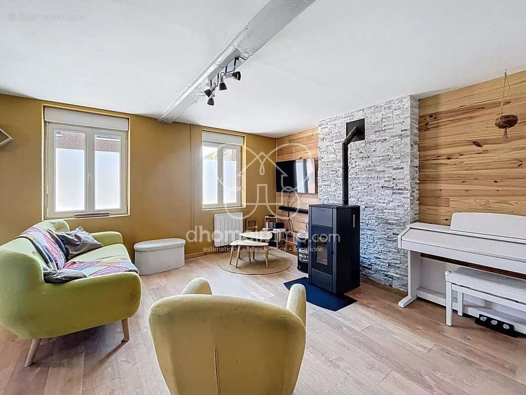 Maison à RAIMBEAUCOURT