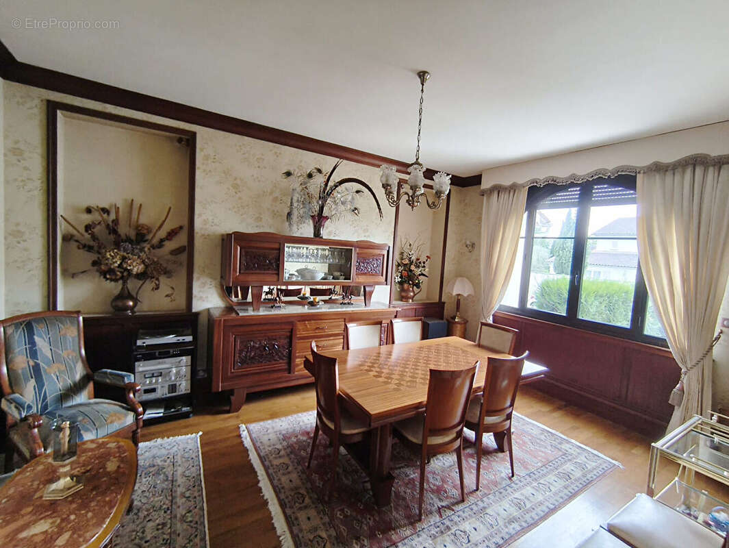 Ens. immobilier, 7 pièces, 172 m2 COGNAC - photo 4