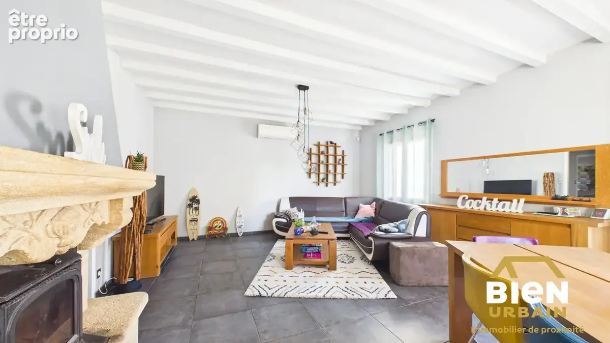Maison 135 m² à Saint-Gilles  - photo 4