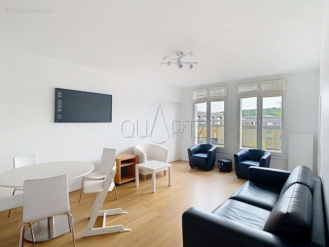 Appartement à VERSAILLES