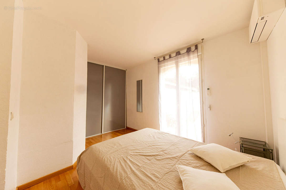 Maison à MANDELIEU-LA-NAPOULE