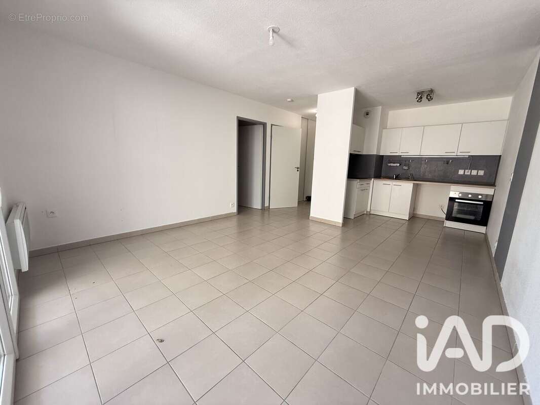 Photo 5 - Appartement à CARROS