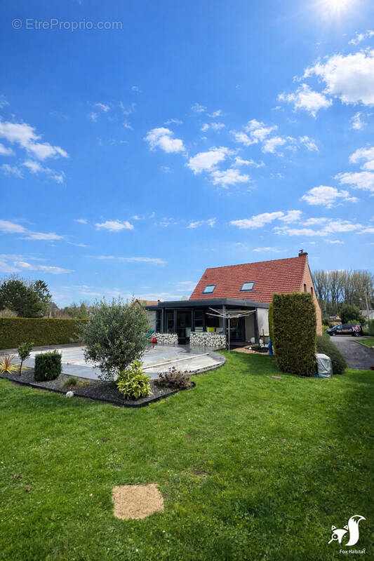 Maison à CREVECOEUR-SUR-L'ESCAUT