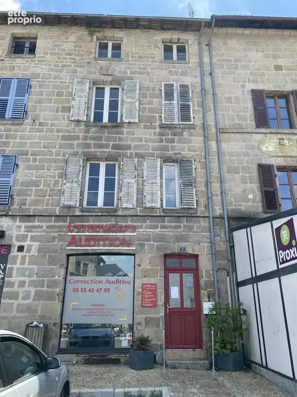 Maison à EYMOUTIERS