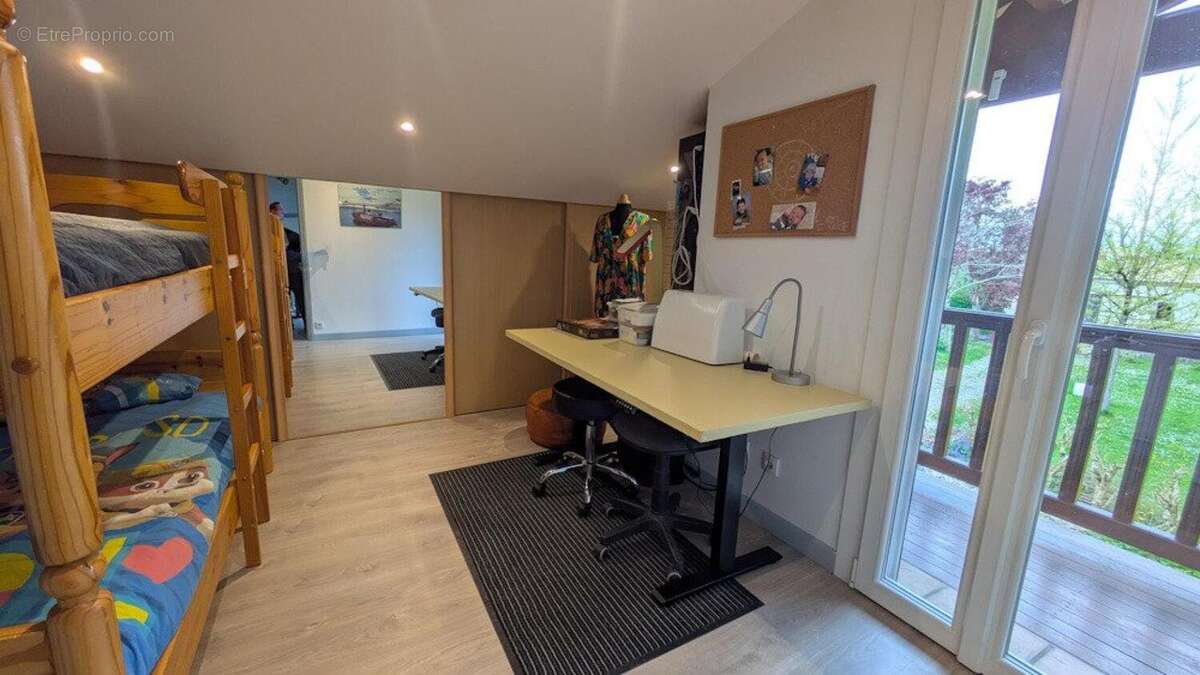 Photo 8 - Maison à SAINTE-COLOMBE-EN-BRUILHOIS