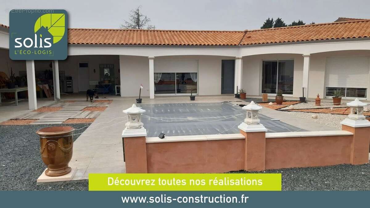 Terrain à bâtir de 621 m² à THENAC (17) - photo 9
