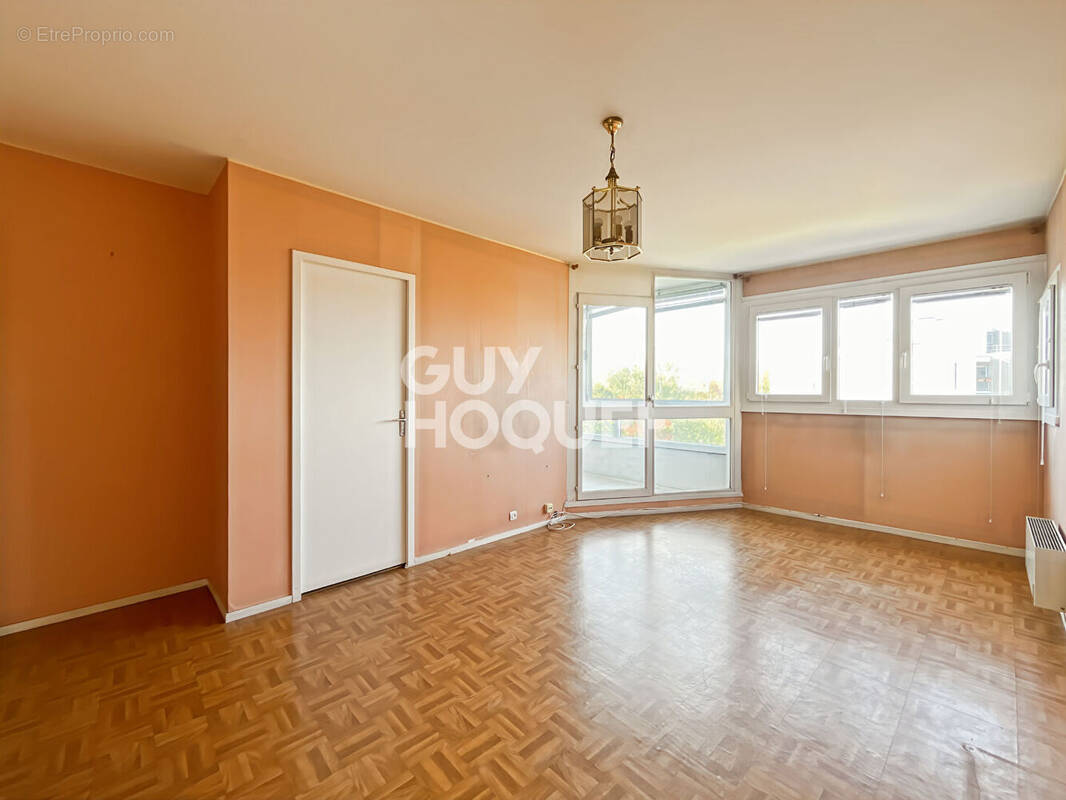 Appartement à CHAMPS-SUR-MARNE