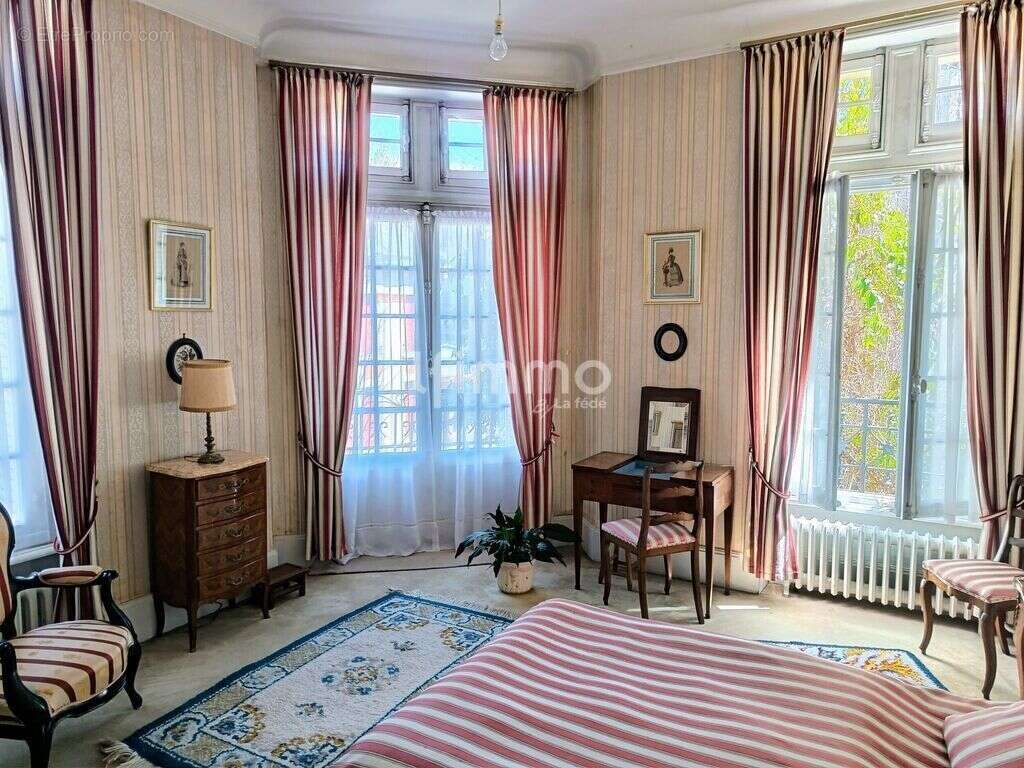 Maison à LA BOURBOULE
