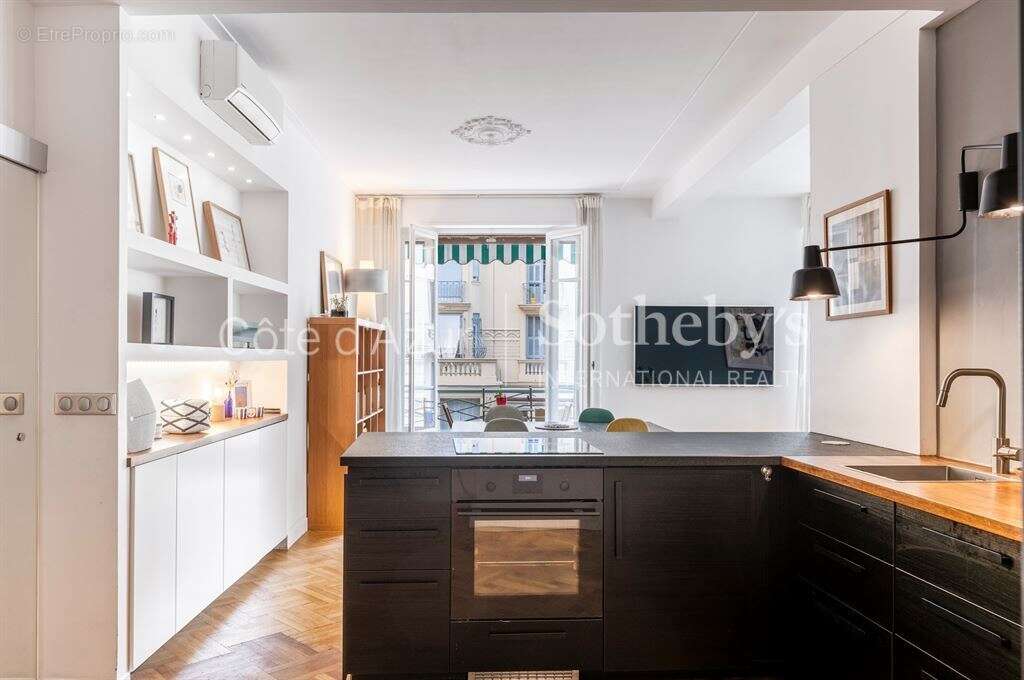 Appartement bourgeois rénové dans un immeuble d'architecte au cœur de Nice - photo 10