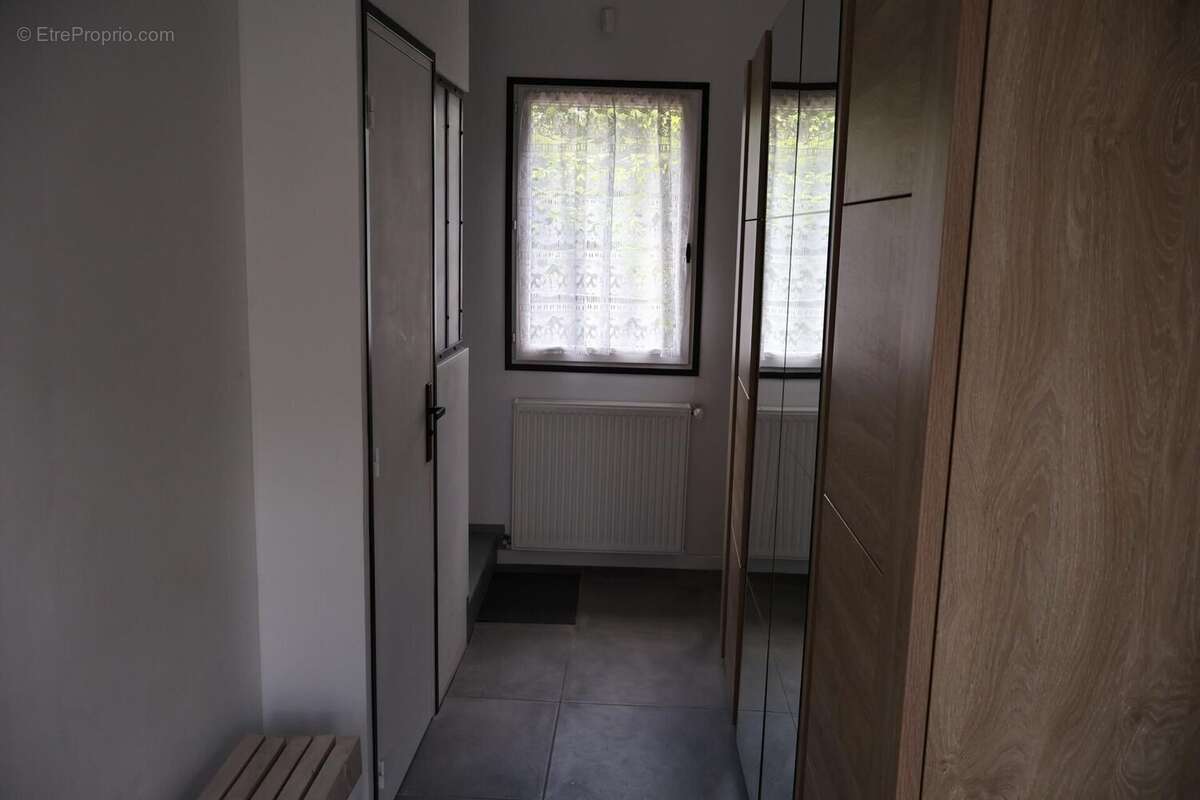 Maison 155 m² à Courcelles-Les-Gisors  - photo 4
